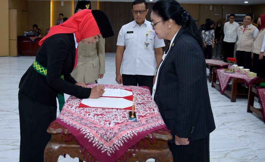 Lantik 42 Anggota DPPI Wali kota Agustina Harap Bisa Jadi Benteng Ideologi