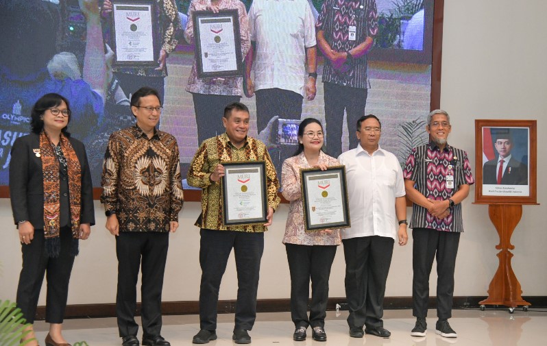 Pemkot Semarang Raih Rekor MURI